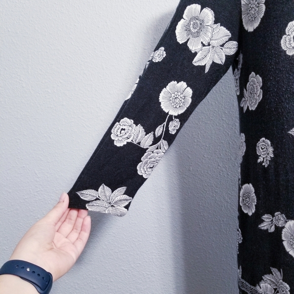 J. Jill gray white floral print casual dress MEDIUM petite - Picture 3 of 7